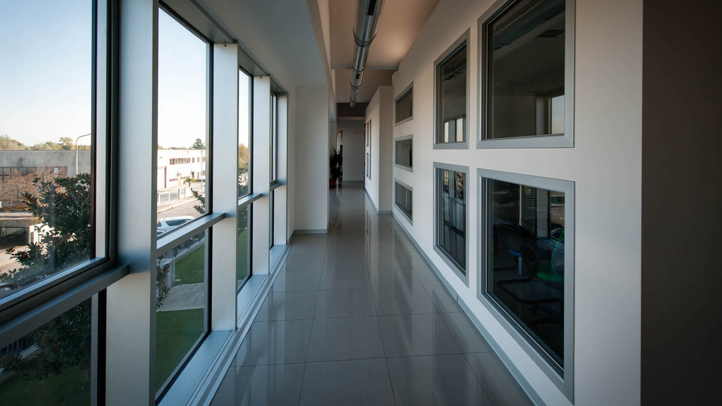 Novaltec Group. Il monolito gentile